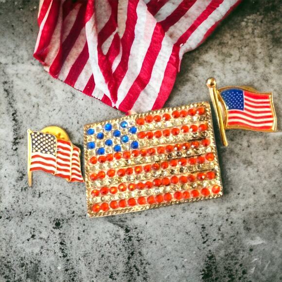 Vintage Three US Flags pins! - Picture 1 of 6